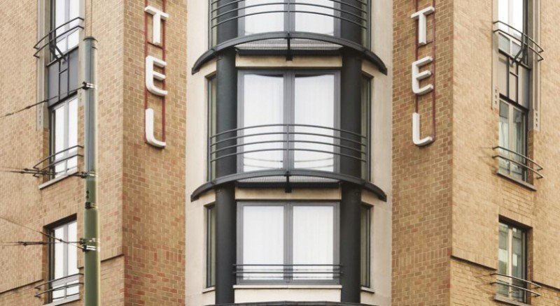 Volledig raam: Tweevleugelig draai-kiepraam